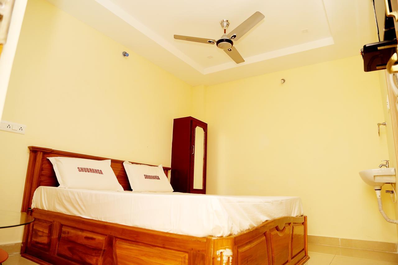 Shubhanga Residency Srikalahasti Bagian luar foto